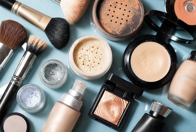 Cosmetics and Beauty Stocks: What are the Top Market Players